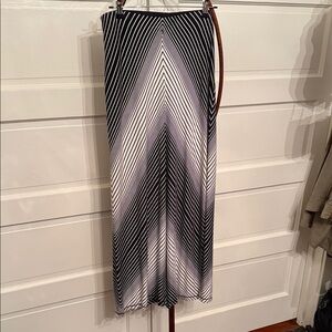 Studio M Black White Striped A-Line Maxi Skirt Size Large